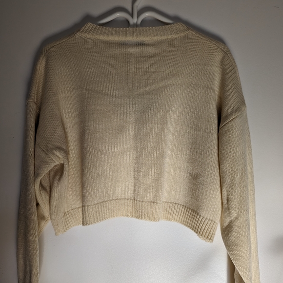 Cropped Knitted Sweater - Picture 3 of 4
